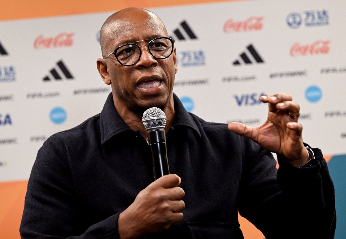 Ian Wright And Gary Neville Disagree As They Predict Who Will Win ...