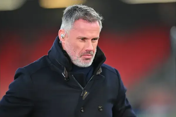 “Proven Winner” – Carragher Says Liverpool Should Be Hiring Ex-Chelsea Coach Instead Of Slot