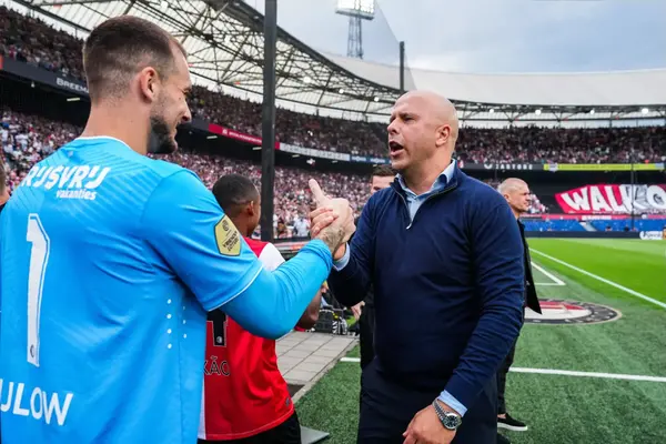 8 Cap Netherlands International On ‘Liverpool Shortlist’ As Slot Aims To Beat Arsenal To Summer Signing