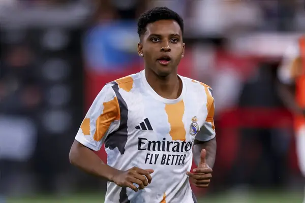 “One To Watch” – Liverpool Tipped To Raid Real Madrid For £77.5M Rated Diaz Replacement
