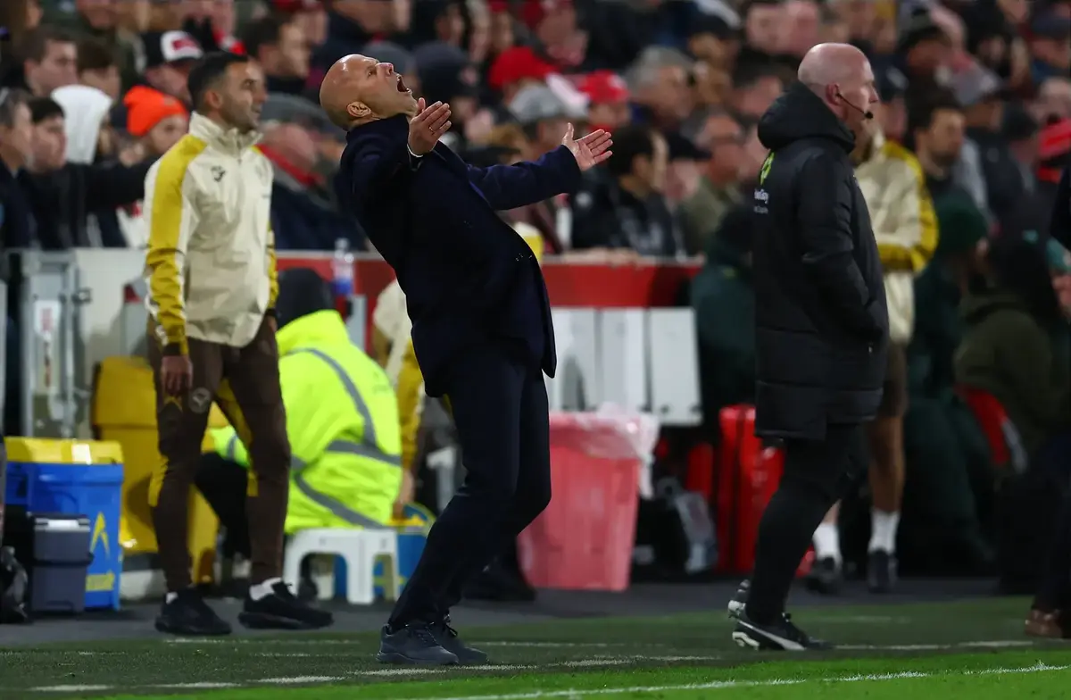 Slot Gets Called Out For Making “Excuses” As He Brings Arsenal Into Set Piece Debate