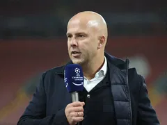 Arne Slot Issues Direct Response To Wenger As He Speaks Out On Whether He Has "Destroyed" Liverpool's Midfield