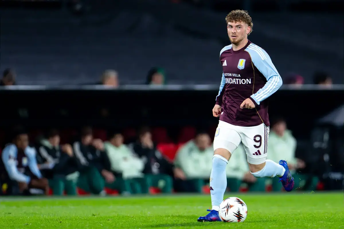 ‘Bring Him Back In January’ ‘He Deserves Better’ Fans Urge Liverpool To Re-Sign Player Next Month