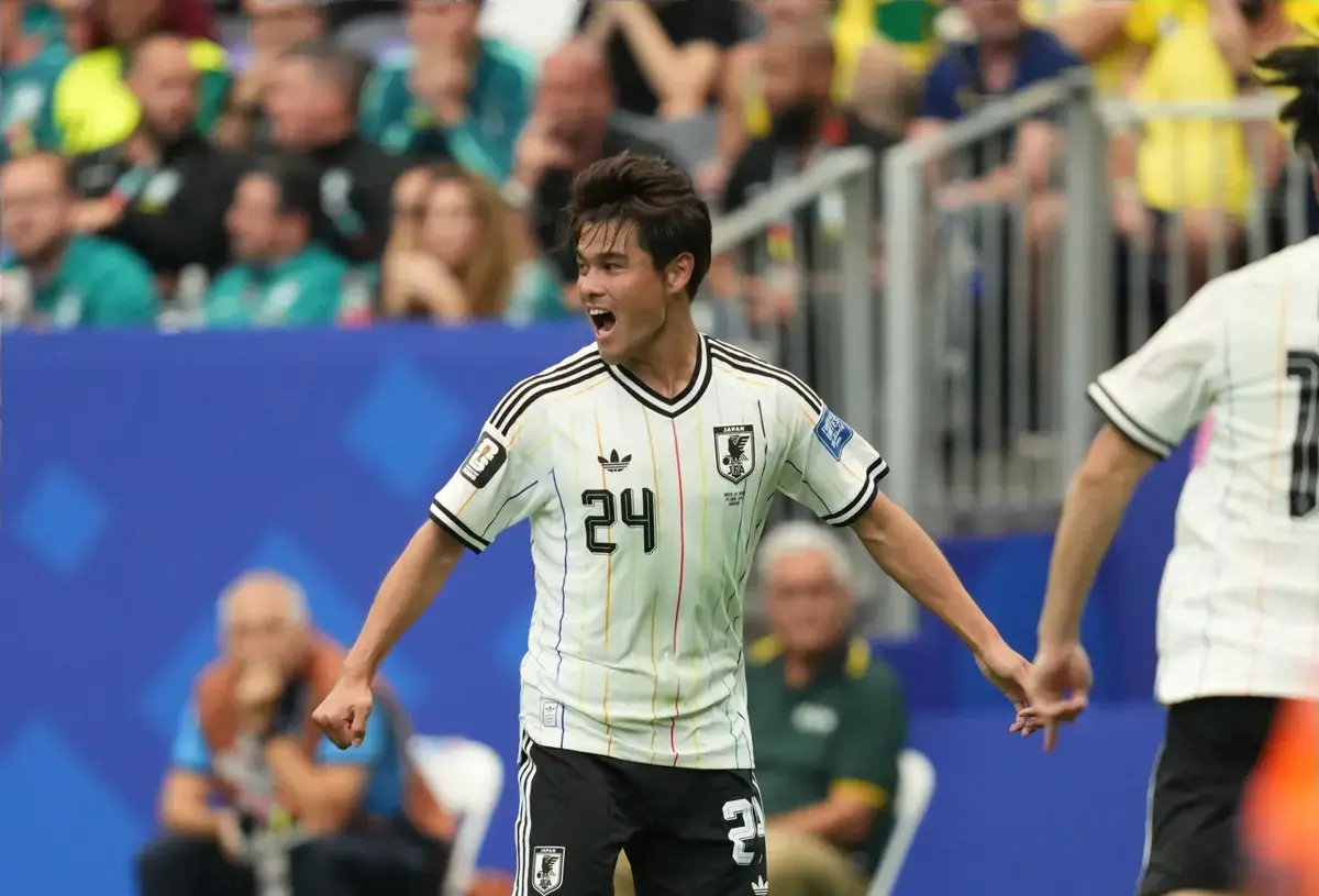 Sporting Director Says Club Will “Consider” Bids For £51M Rated Midfielder As Liverpool, Arsenal And United Circle