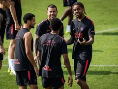 Sky Sports Reporter Claims Up To "3 More Players" Could Join Liverpool "Before Deadline Day"
