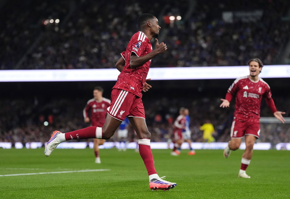Emile Heskey Sets “Minimum” Goal Target For Alexander Isak