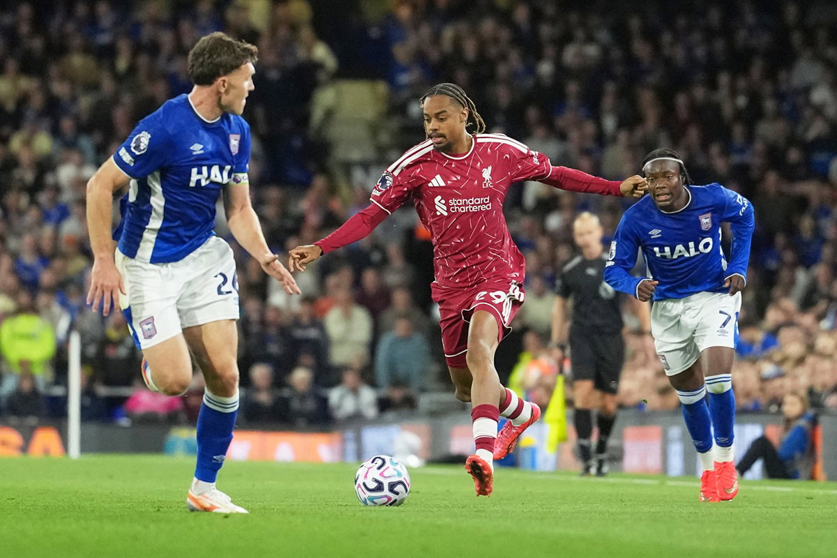 Top 5 Fastest Players In The Premier League So Far This Season